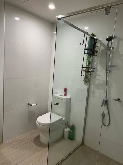Plush Apartment On Mort - Accommodation Fremantle 1
