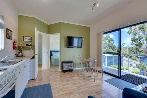 Port Huon Cottages - Accommodation Fremantle 2