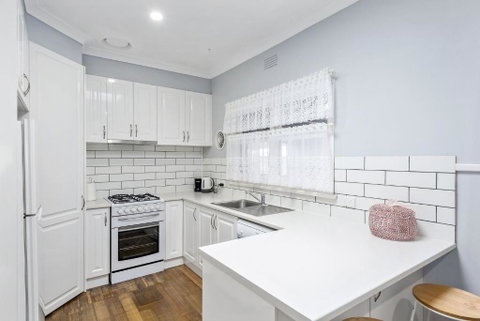 Portside Rest - Accommodation Fremantle 2