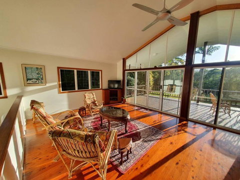 Private Rainforest Ridge Retreat - Accommodation Fremantle 0