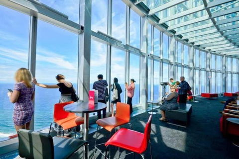 Q1 Skyview Retreat - Level 31 Spectacular Views - Accommodation Fremantle 2