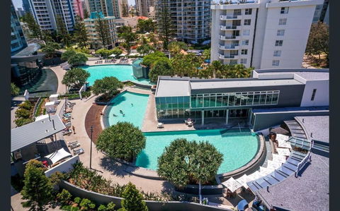 Q Tower At Surfers Paradise - From Level 3 - Private & Self Contained Apartments - Accommodation Fremantle 2