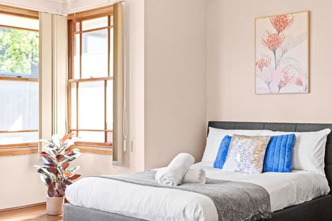 Quadruple Room W Ensuite In Gordon Near Train & Bus - Accommodation Fremantle 1
