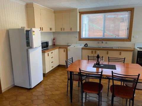 Quaint Hideaway - Accommodation Fremantle 2