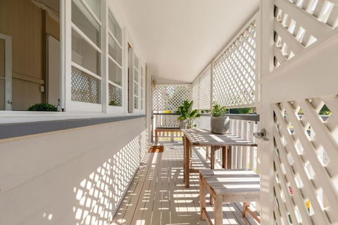 Quaint & Cosy 1 Bedroom Apartment In Queenslander. - Accommodation Fremantle 0