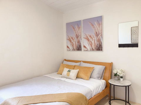 Quaint Double Or Queen Room - Mins To Stations&UNSW - Shared Bathroom - Accommodation Fremantle 0