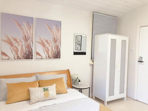 Quaint Double Or Queen Room - Mins To Stations&UNSW - Shared Bathroom - Accommodation Fremantle 1
