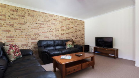 Quiet And Private Duplex - Accommodation Fremantle 3