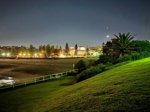 Randwick Luxury 2 Bed Apt - Accommodation Fremantle 2