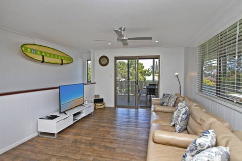 Red Door Beach House - Accommodation Fremantle 2
