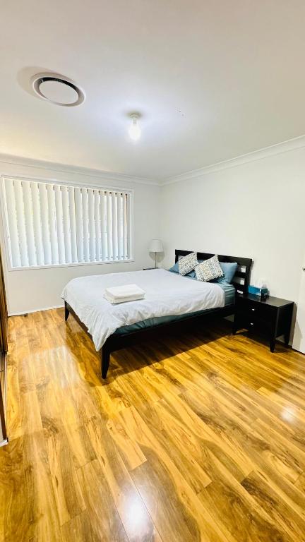 Quiet Family Townhouse In Wollongong CBD - Accommodation Fremantle 2