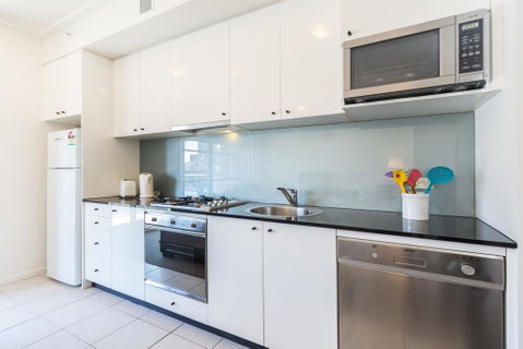 Astra Apartments Sydney - Accommodation Fremantle 2