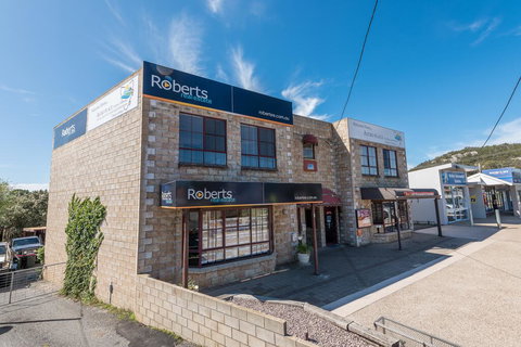 Astro Place - Accommodation Fremantle 2