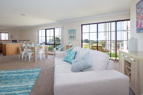 Astro Place - Accommodation Fremantle 1