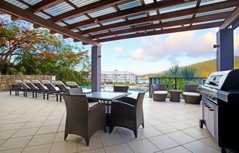 At Waterfront Whitsunday Retreat - Adults Only - Accommodation Fremantle 0