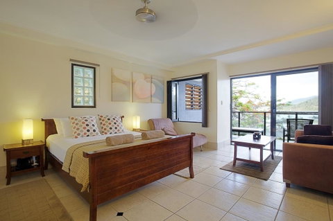 At Waterfront Whitsunday Retreat - Adults Only - Accommodation Fremantle 3