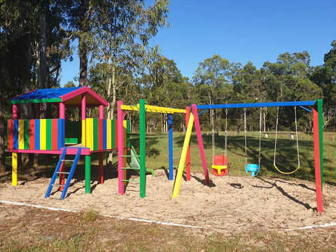 Australian Motor Homes Tourist Park - Accommodation Fremantle 2