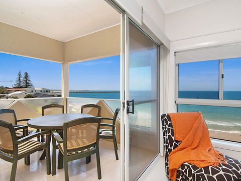 Avalon 3 - Views To Die For - Across The Road From Convent Beach - Accommodation Fremantle 0