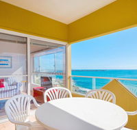 Avalon 4 - right across the road from convent beach - uninterrupted views - Accommodation Fremantle