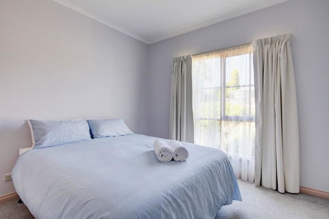 Avalon Cottage - Accommodation Fremantle 0