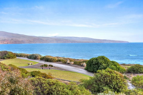 Avaya - Sellicks Beachfront Getaway - WiFi - Accommodation Fremantle 1