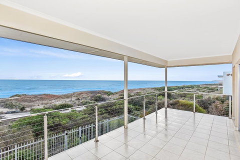 Avaya - Sellicks Beachfront Getaway - WiFi - Accommodation Fremantle 0