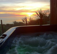 Award Winning Beach Front Retreat - Accommodation Fremantle
