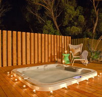 Azure Beach Retreat - Spa Luxury - Accommodation Fremantle