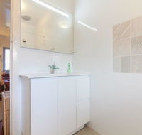 B7 Close to UWA Swan River Cafes and The New Children's Hospital - Accommodation Fremantle