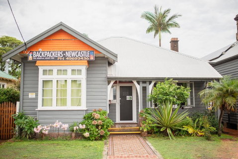 Backpackers Newcastle - Accommodation Fremantle 0