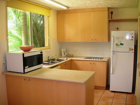 Baden 29 - Rainbow Shores, Air Conditioned, Ground Floor, Walk To Beach, Pool - Accommodation Fremantle 3