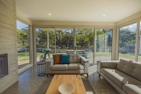 Baileys Beach House - Accommodation Fremantle 3