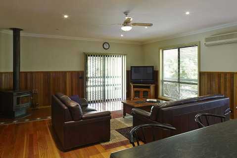Banyandah - Accommodation Fremantle 0