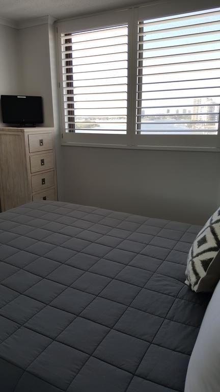 Banyandah Towers - Accommodation Fremantle 3