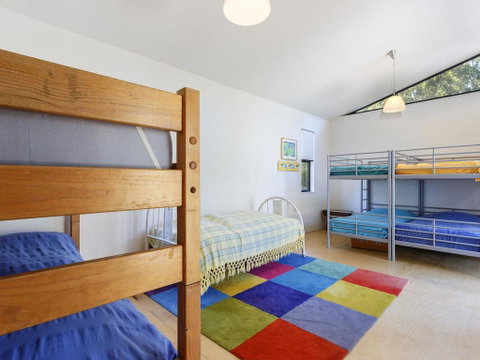 Barefoot Beach House - Accommodation Fremantle 1