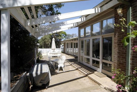 Barnett Place 6 - Accommodation Fremantle 2