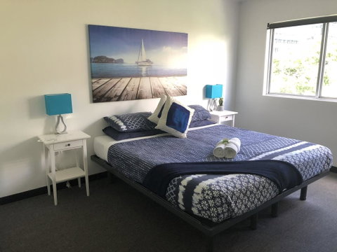 Base Brisbane Uptown - Accommodation Fremantle 0