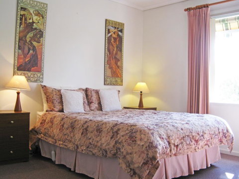 Basedow Units Tanunda - Accommodation Fremantle 2