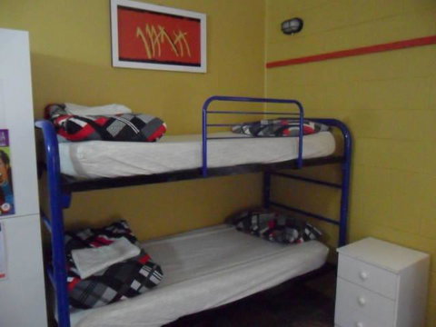 Bateman Bay Holiday Park & Batemans Bay YHA - Accommodation Fremantle 3