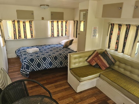 Bateman Bay Holiday Park & Batemans Bay YHA - Accommodation Fremantle 0