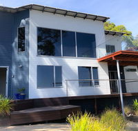 BAY OF FIRES BEACH SHACK ocean views from a modern Beachhouse - Accommodation Fremantle