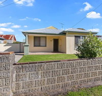 BAY YARD - large yard wifi family friendly. - Accommodation Fremantle