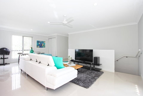 Beach Breeze Holiday House - Accommodation Fremantle 2