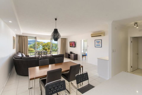 Beach Front Lagoon Lodge Apartments - Accommodation Fremantle 2
