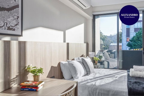 BEACH LOCATION STUDIO // CLOVELLY 4 - Accommodation Fremantle 0