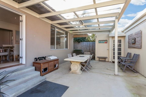 Beach Road Classic 3-10 - Accommodation Fremantle 0