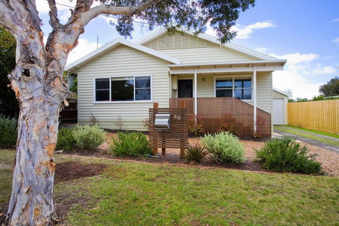 Beach Road Classic 40 - Accommodation Fremantle 2