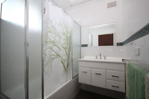 BEACHFRONT 3- 3/12 Bundella Ave LC - Accommodation Fremantle 2
