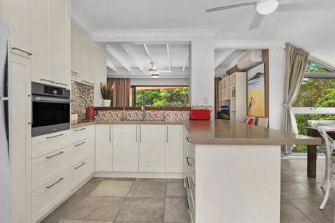 Beachfront 7 Penthouse - Sawtell, NSW - Accommodation Fremantle 3
