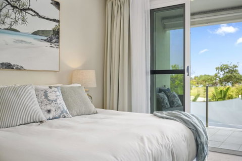 Beachfront By The CC - Family Friendly, Plunge Pool, Steps To The Beach - Accommodation Fremantle 2